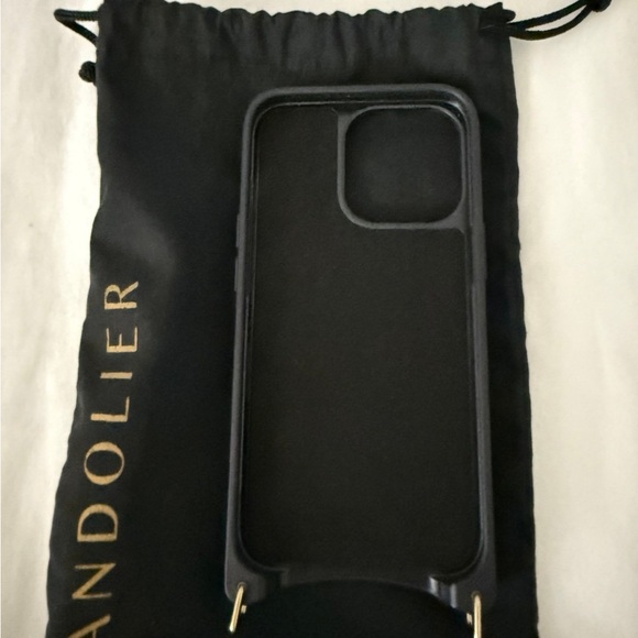 Phone case - Picture 6 of 7